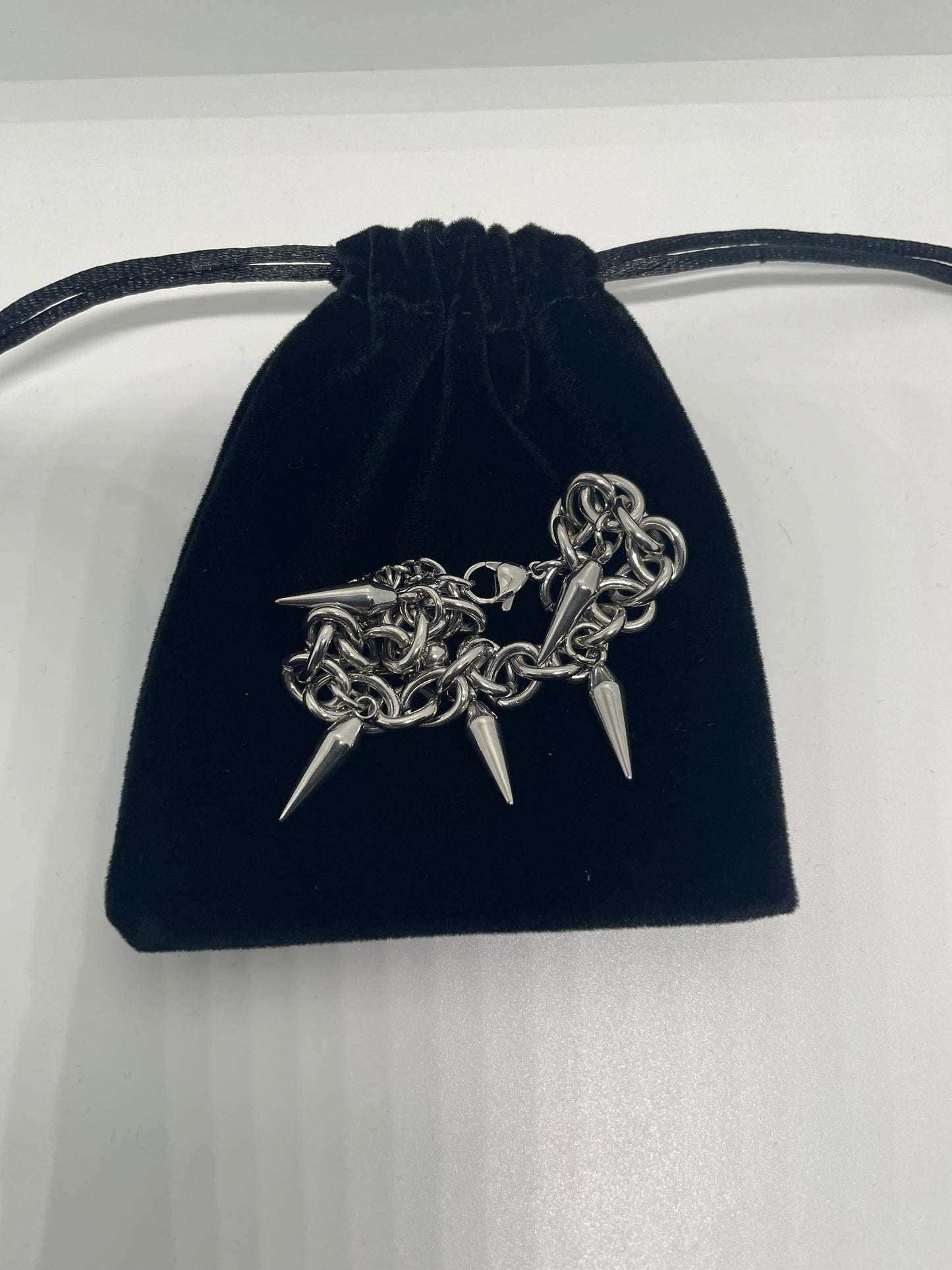 Steel Venom Bracelet – Edelstahl-Armband mit Spikes