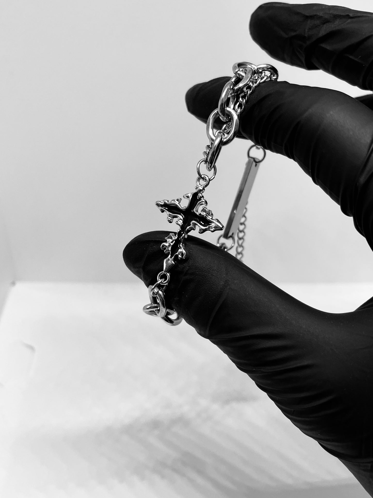 Steel Cross Bracelet – Edelstahl-Armband mit Kreuz Anhängern