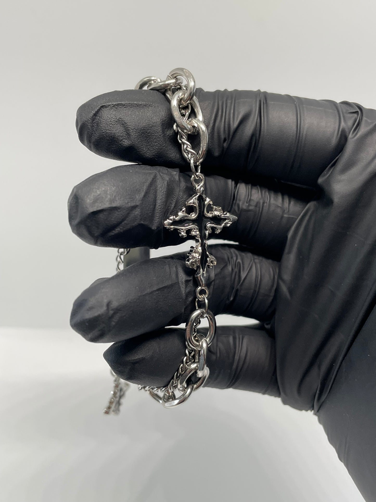 Steel Cross Bracelet – Edelstahl-Armband mit Kreuz Anhängern