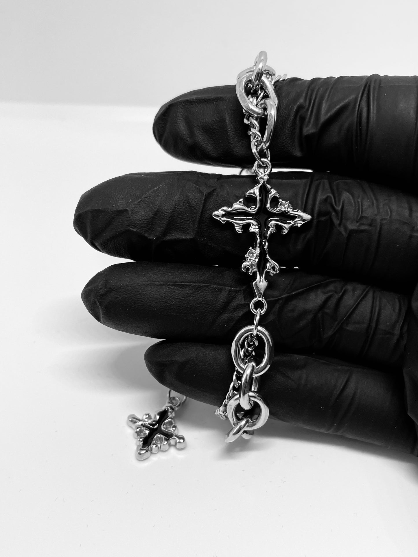 Steel Cross Bracelet – Edelstahl-Armband mit Kreuz Anhängern